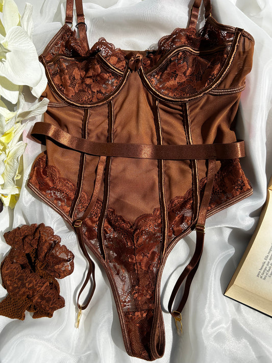 Bodysuit marron estilo tanga